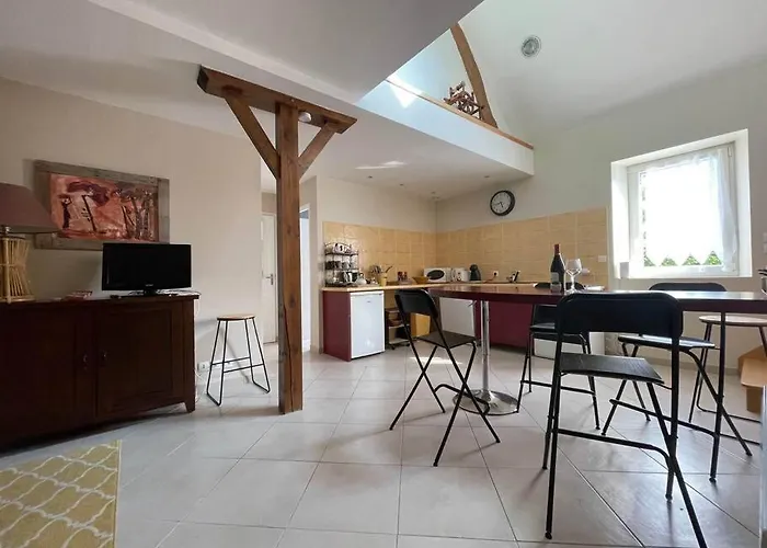 Apartment Logis Saint-martin By Melrose Saint-Martin-des-Entrees